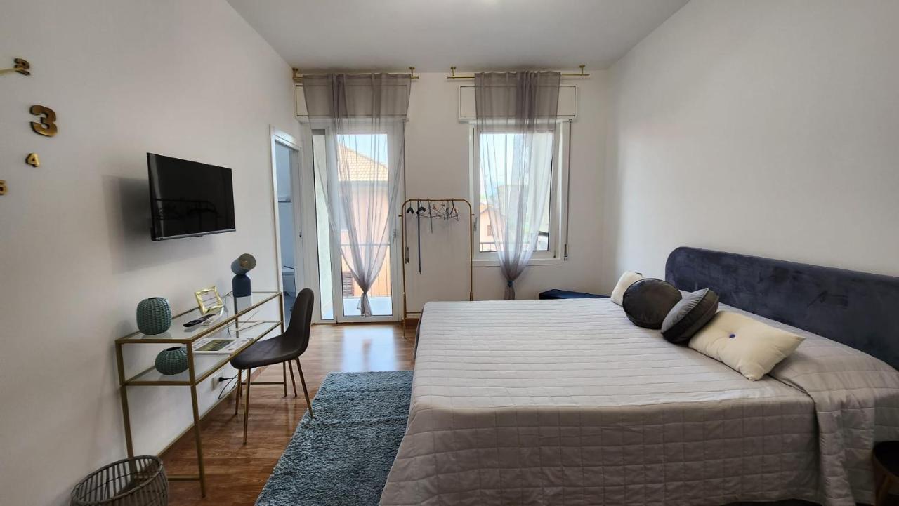 ברגמו Comfort Accommodation Room מראה חיצוני תמונה