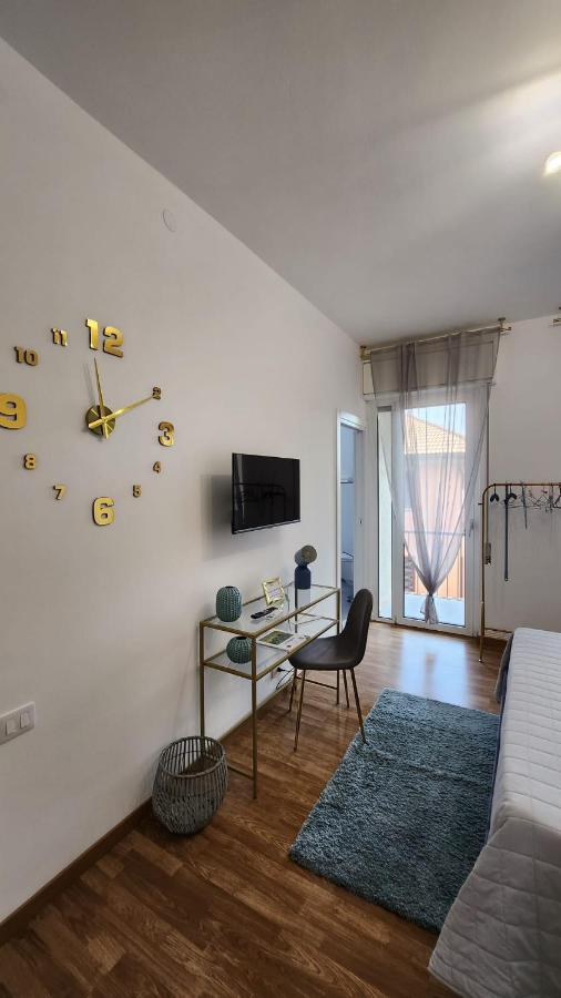 ברגמו Comfort Accommodation Room מראה חיצוני תמונה